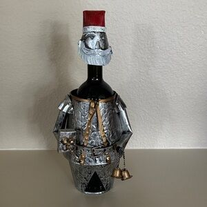 Santa Wine bottle holder in hammered metal - excellent condition!